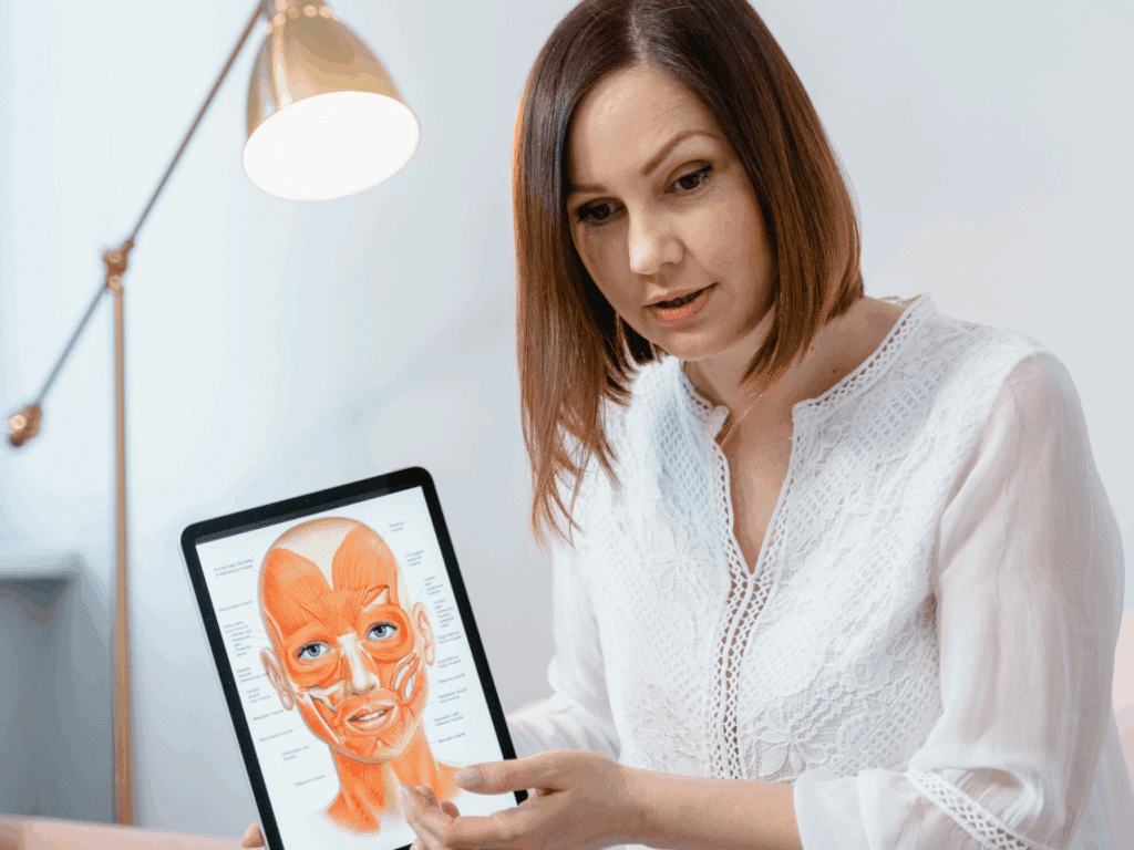 Le Rythme Parfait des Soins Visage Professionnel : Conseils d'Une Dermatologue - My Laser