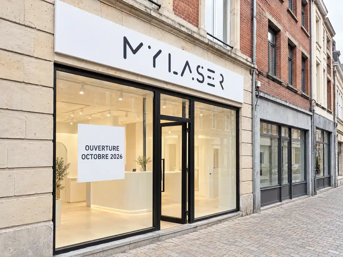 Vue projetée de la façade du centre My Laser Lille, 18 rue Faidherbe : enseigne My Laser et vitrine avec l'affiche Ouverture octobre 2026